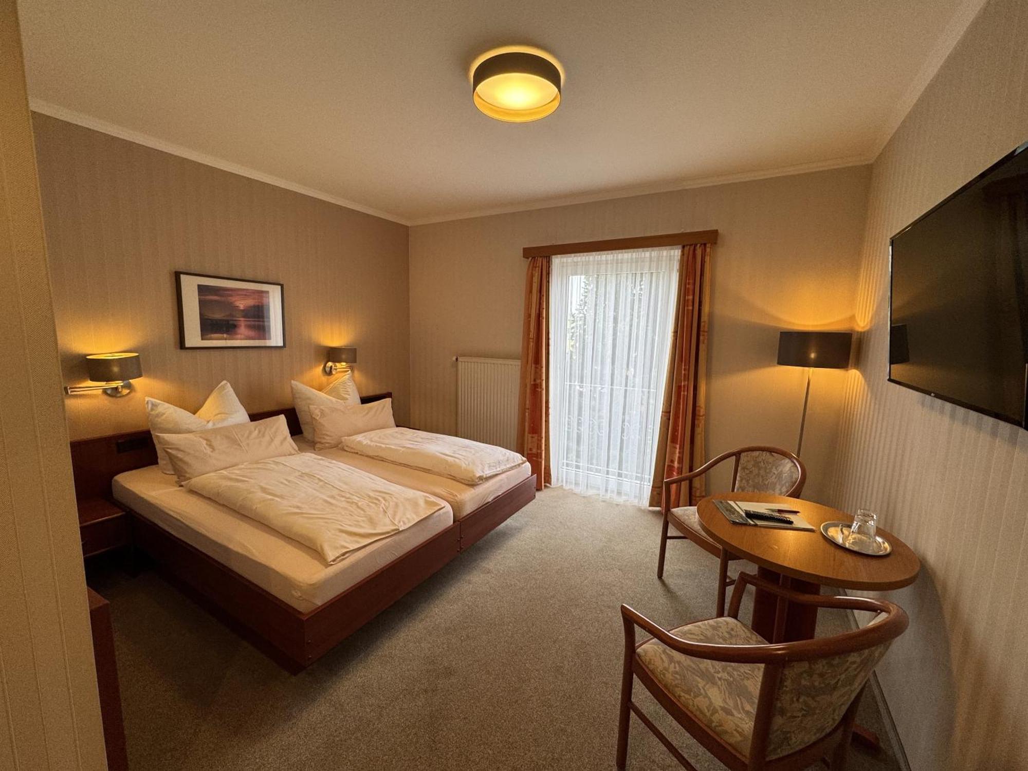 Berghotel Wilhelmsburg Bad Kosen Rom bilde