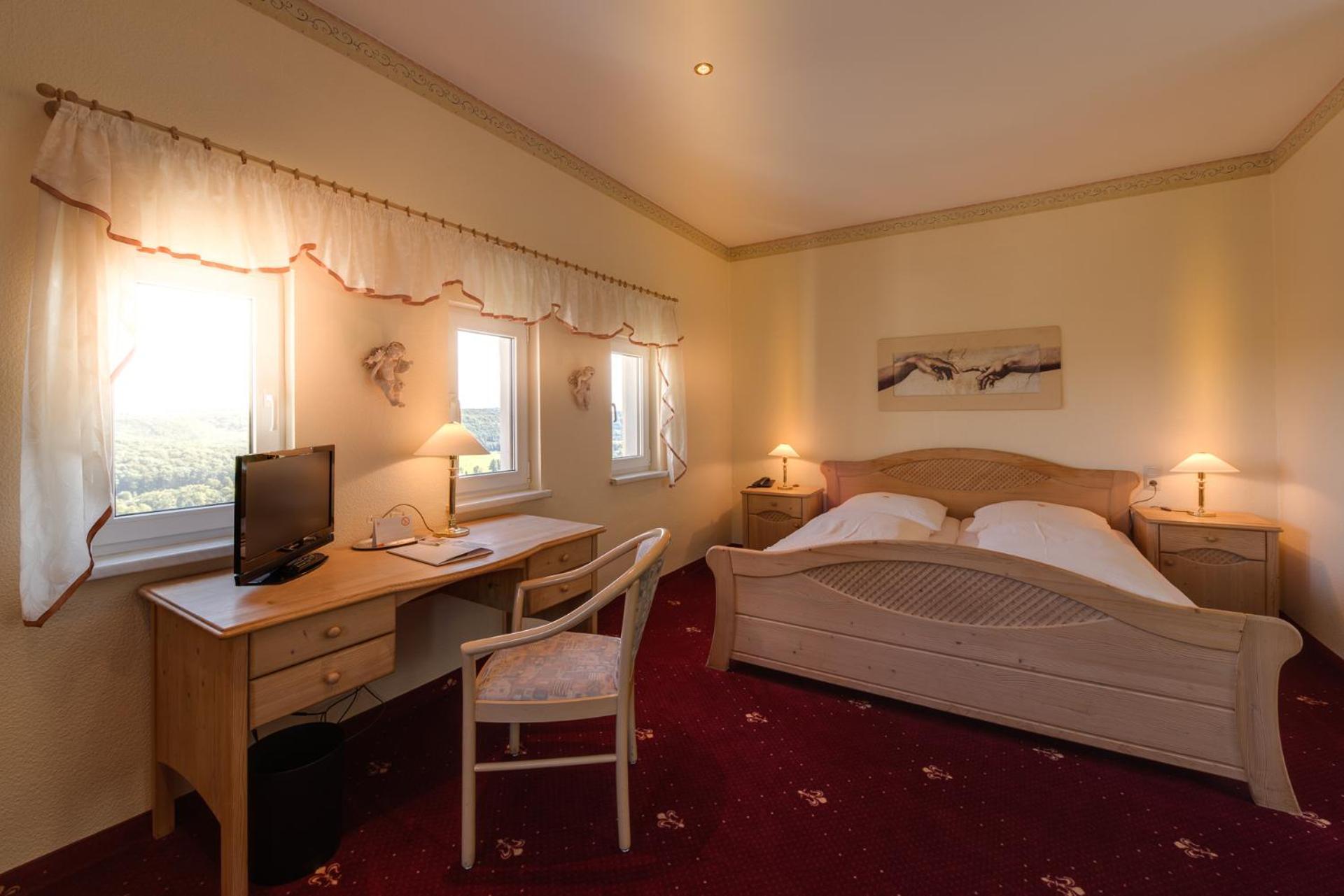 Berghotel Wilhelmsburg Bad Kosen Rom bilde